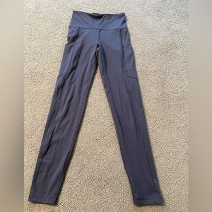 the back is a little wrinkly in the photo, will be washed again before shipped!